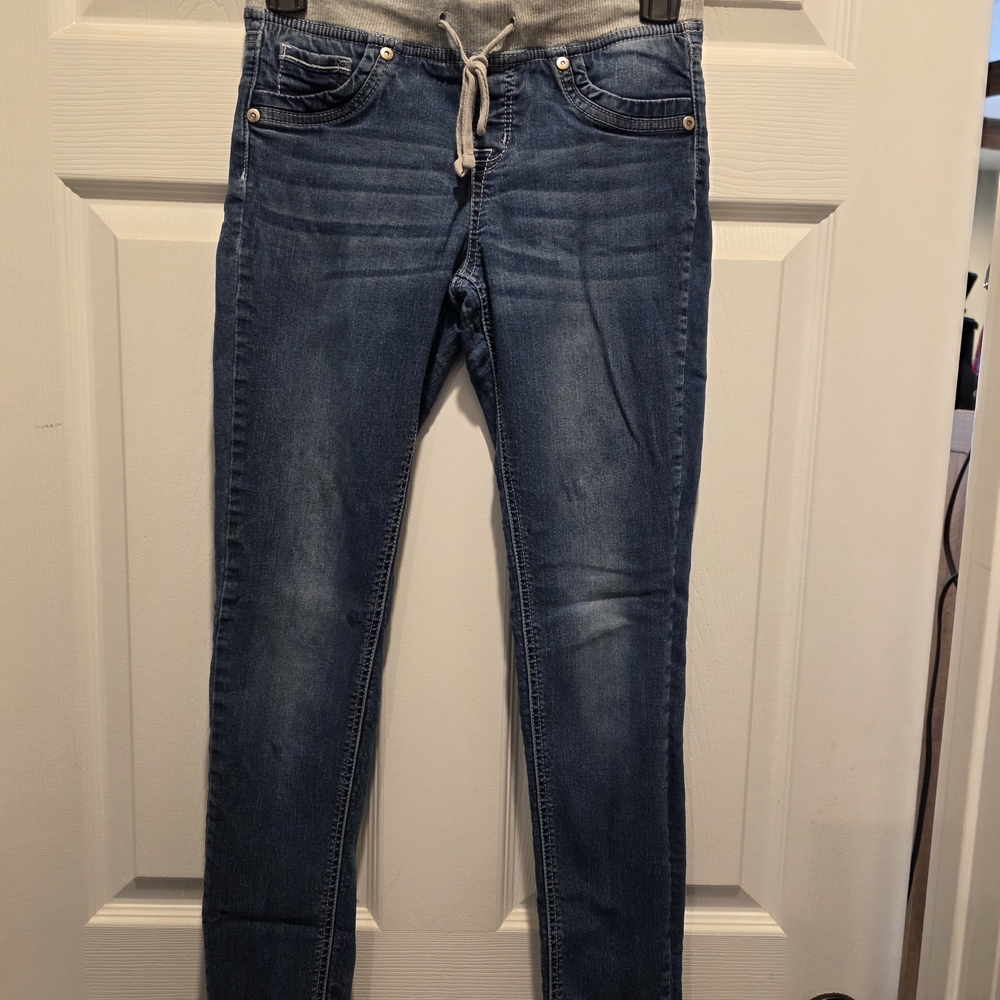 Justice Skinny Jeans in Medium Blue with Grey Waistband